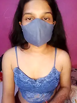 Snapshot of Lovely_Queennn chatting on October 16, 2025, 3:24 pm Lovely Queennn online show from October 16, 2025, 3:24 pm