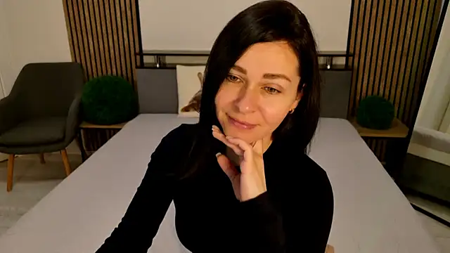 DitaNoir online show from April 29, 2026, 6:06 am