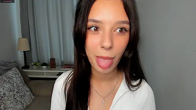 DemetraSadahiro online show from October 28, 2025, 9:02 am