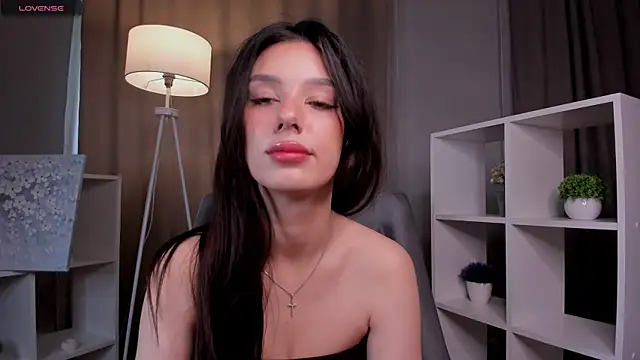 DemetraSadahiro online show from January 7, 2026, 10:29 am