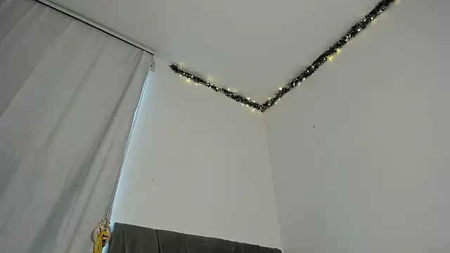 Madison Grey  online show from July 28, 2026, 3:21 pm