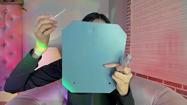 TanyaBello online show from March 20, 2026, 4:39 am