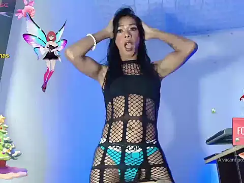 nicollsexxt online show from November 3, 2025, 8:21 pm