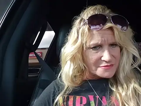 Bornbutiful online show from April 2, 2026, 11:24 pm