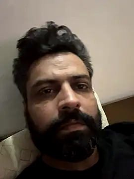 Snapshot of SoulHunt9 chatting on October 21, 2025, 5:24 pm SoulHunt9 online show from October 21, 2025, 5:24 pm