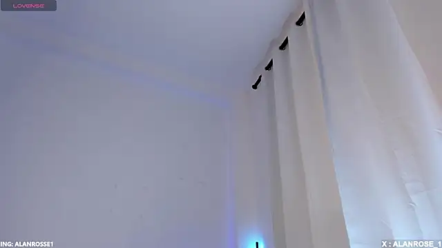 AlanRose01 online show from November 6, 2025, 1:23 pm