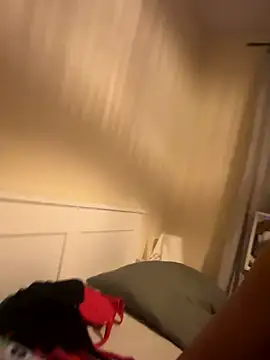 Lolaaa17740 online show from October 20, 2025, 6:08 pm