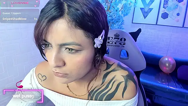 Snapshot of Angeline_harper chatting on October 26, 2025, 12:55 pm Angeline harper online show from October 26, 2025, 12:55 pm