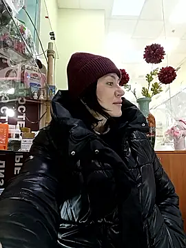 Luna 7777 online show from February 13, 2026, 1:18 pm