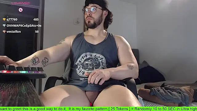 Snapshot of SugaredDigit chatting on October 7, 2025, 1:03 am SugaredDigit online show from October 7, 2025, 1:03 am