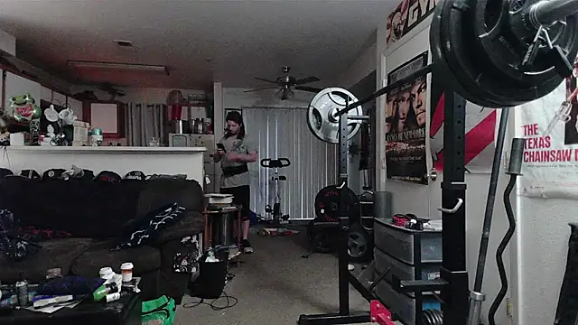 Snapshot of biggerisbetter12 chatting on March 6, 2026, 1:40 pm biggerisbetter12 online show from March 6, 2026, 1:40 pm