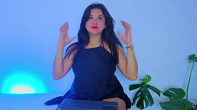 Snapshot of goddessfeetxx chatting on June 22, 2026, 9:34 pm goddessfeetxx online show from June 22, 2026, 9:34 pm