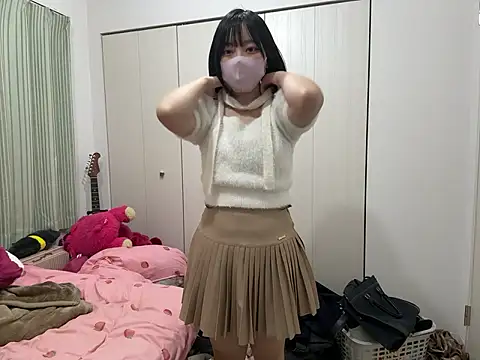 pinkudayo girl online show from April 28, 2026, 1:05 pm