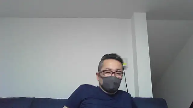 Snapshot of chinchinburabura chatting on October 26, 2025, 12:05 am chinchinburabura online show from October 26, 2025, 12:05 am