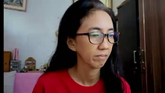 princessD077 online show from February 18, 2026, 5:03 am