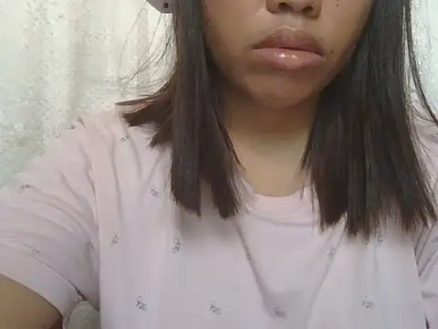 ChubbyButty online show from June 18, 2026, 12:11 am