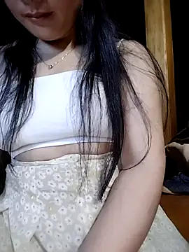 Sinhlinh2020 online show from May 6, 2026, 2:22 pm
