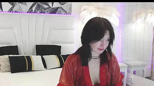 Snapshot of AfroditaNyxx chatting on October 18, 2025, 8:37 am AfroditaNyxx online show from October 18, 2025, 8:37 am