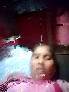 OliveGreen22 online show from November 7, 2025, 12:27 pm