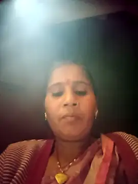 OliveGreen22 online show from November 15, 2025, 6:55 am