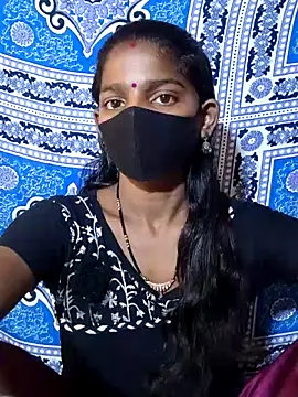 Itz Aisha   online show from May 13, 2026, 5:49 am