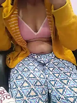 Mango Fruty online show from December 14, 2025, 3:34 am