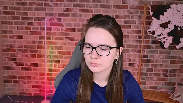 May Bloom online show from March 6, 2026, 10:12 am