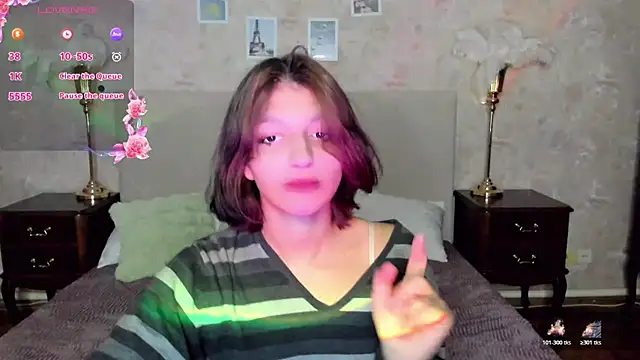 A Skyy online show from November 19, 2025, 8:31 pm