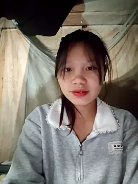linh-miu99 online show from March 8, 2026, 1:36 am