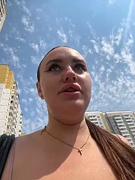 KiraSunshine online show from June 14, 2026, 4:36 am