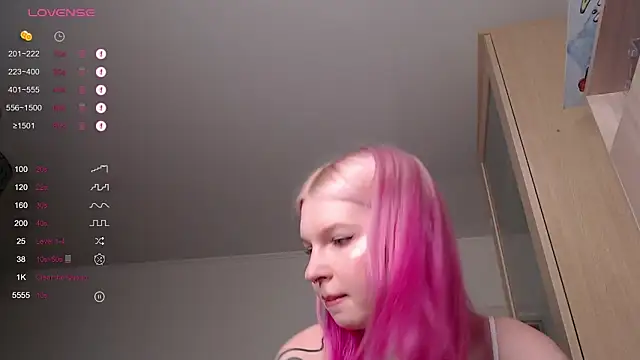Snapshot of AnnySweetKiss chatting on October 19, 2025, 5:02 pm AnnySweetKiss online show from October 19, 2025, 5:02 pm