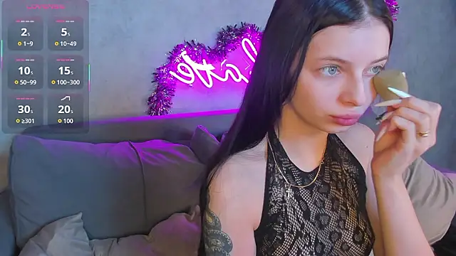 Snapshot of Eva_Mayers chatting on January 14, 2026, 10:36 pm Eva Mayers online show from January 14, 2026, 10:36 pm