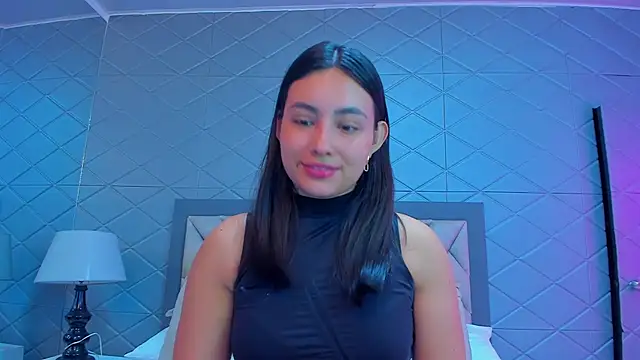 Snapshot of ViolettRouse chatting on March 24, 2026, 2:22 pm ViolettRouse online show from March 24, 2026, 2:22 pm