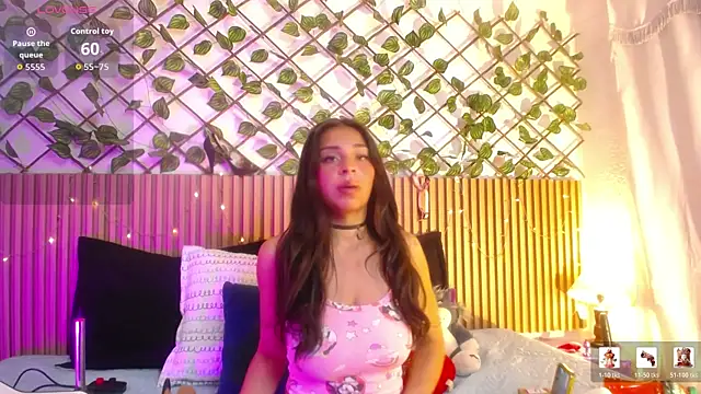 Lunaa 07 online show from May 6, 2026, 5:14 am