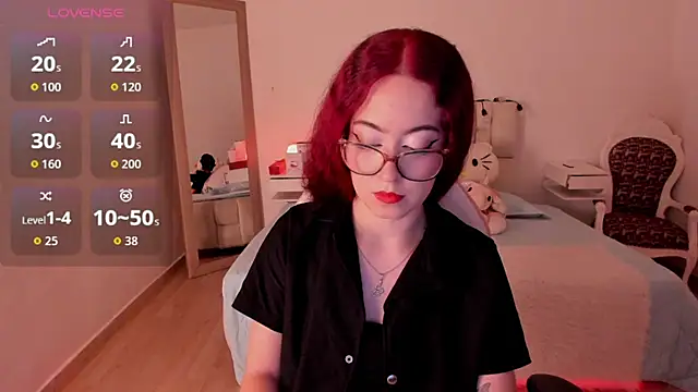 Amaraa couper1 online show from December 3, 2025, 3:36 am