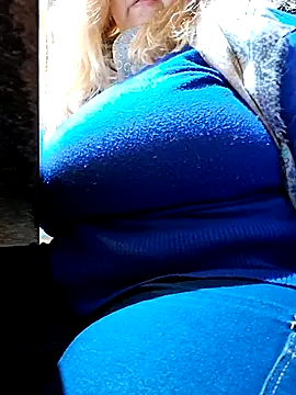 JennyInVegas online show from May 21, 2026, 3:52 pm