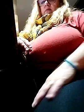 JennyInVegas online show from July 15, 2026, 2:11 pm