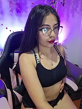 chloebrownn03 online show from May 2, 2026, 5:23 am