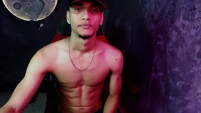 Snapshot of jaxonblack chatting on February 16, 2026, 8:16 pm jaxonblack online show from February 16, 2026, 8:16 pm