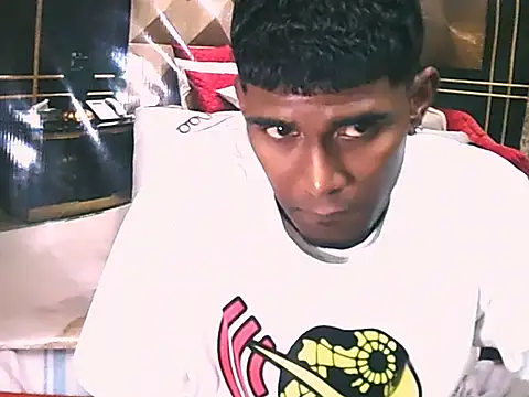 Snapshot of IndianThuggin chatting on June 18, 2026, 5:39 pm IndianThuggin online show from June 18, 2026, 5:39 pm