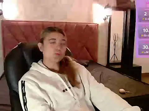  jeessy online show from October 27, 2025, 3:21 am