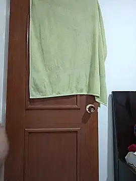 Ladyswap online show from November 30, 2025, 7:40 pm