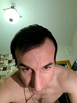 Snapshot of Andruu_ chatting on October 18, 2025, 10:10 pm Andruu online show from October 18, 2025, 10:10 pm