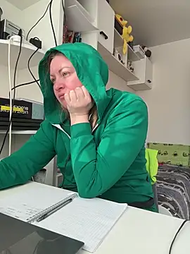 Amelia-Diamond online show from February 6, 2026, 9:45 am