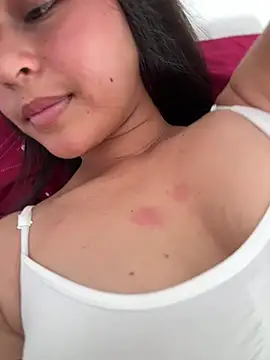 Rubbykira  online show from June 20, 2026, 6:33 pm