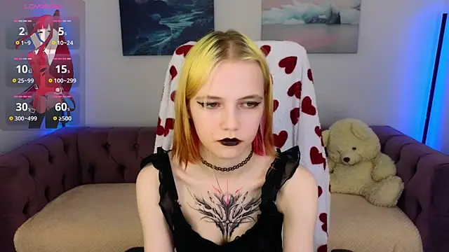 MitaSide online show from December 4, 2025, 9:23 pm