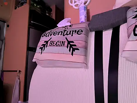 Snapshot of Vanovik20 chatting on October 31, 2025, 2:34 am Vanovik20 online show from October 31, 2025, 2:34 am