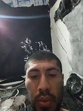 Snapshot of vergueo3 chatting on November 12, 2025, 10:20 pm vergueo3 online show from November 12, 2025, 10:20 pm