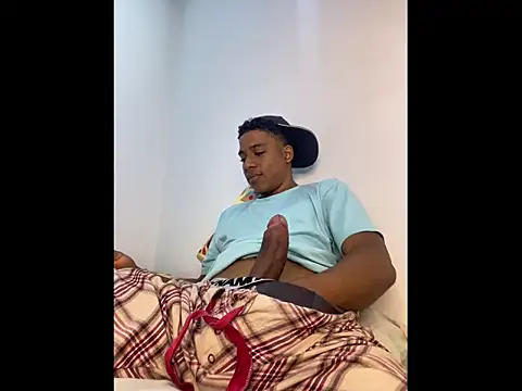 Snapshot of liam_Brooks9 chatting on February 9, 2026, 12:42 pm liam Brooks9 online show from February 9, 2026, 12:42 pm