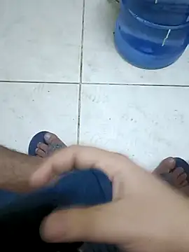 Snapshot of ConvoyedSubgroup chatting on March 30, 2026, 8:32 pm ConvoyedSubgroup online show from March 30, 2026, 8:32 pm